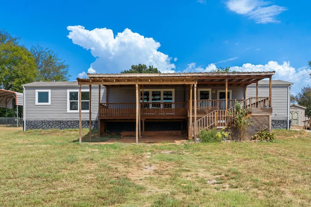 244 Comanche Quitman, TX 75783