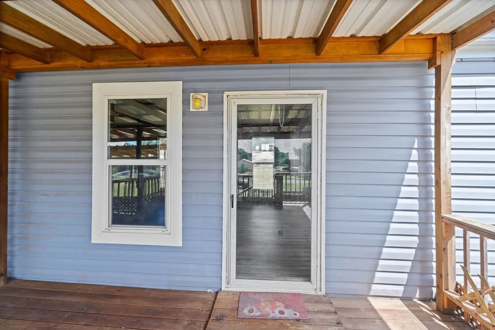 244 Comanche Quitman, TX 75783