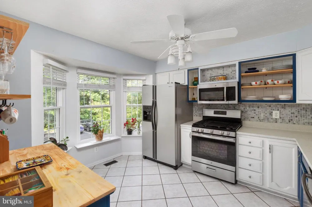 439 NIKKI TERRACE SE Leesburg, VA 20175