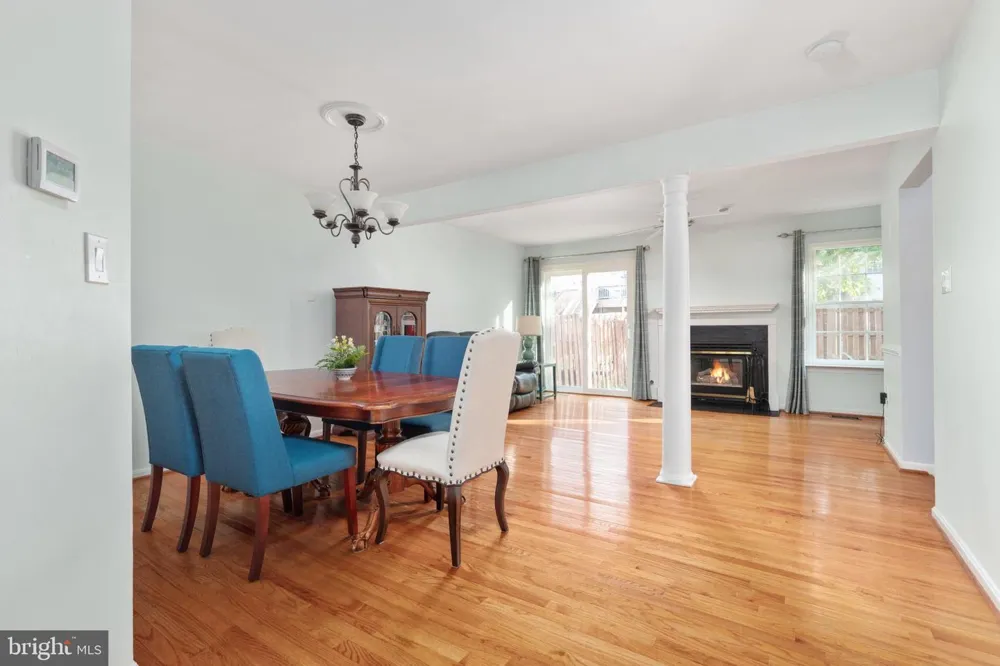 439 NIKKI TERRACE SE Leesburg, VA 20175