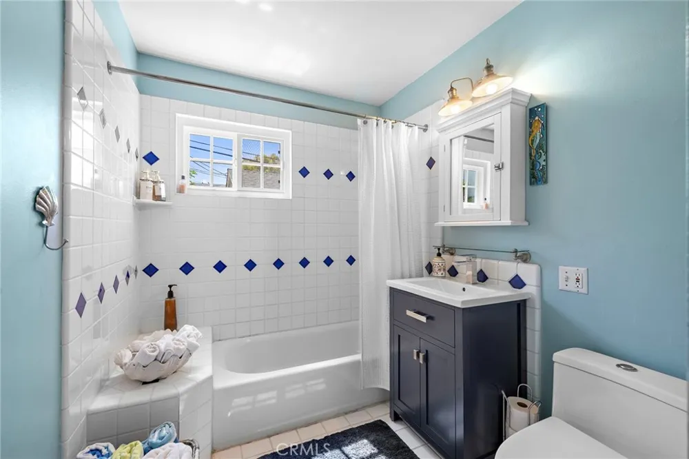 229 Avenida Rosa San Clemente, CA 92672