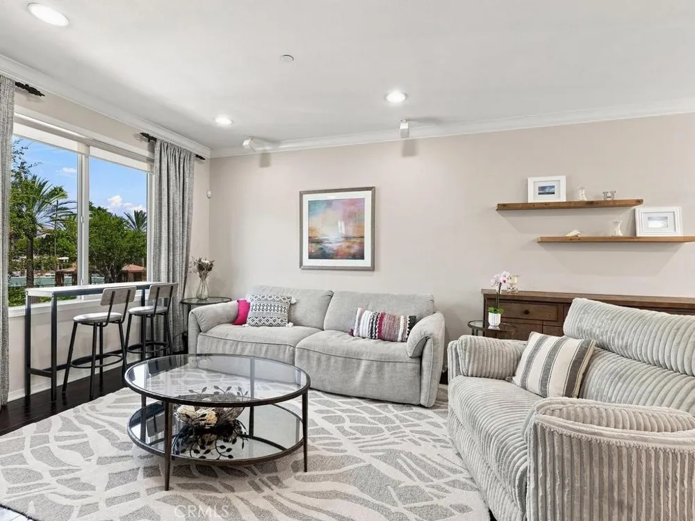 5440 Pacific Terrace #105 Hawthorne, CA 90250