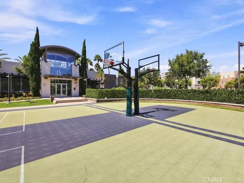 5440 Pacific Terrace #105 Hawthorne, CA 90250