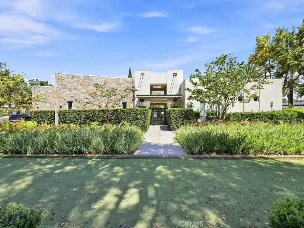 5440 Pacific Terrace #105 Hawthorne, CA 90250