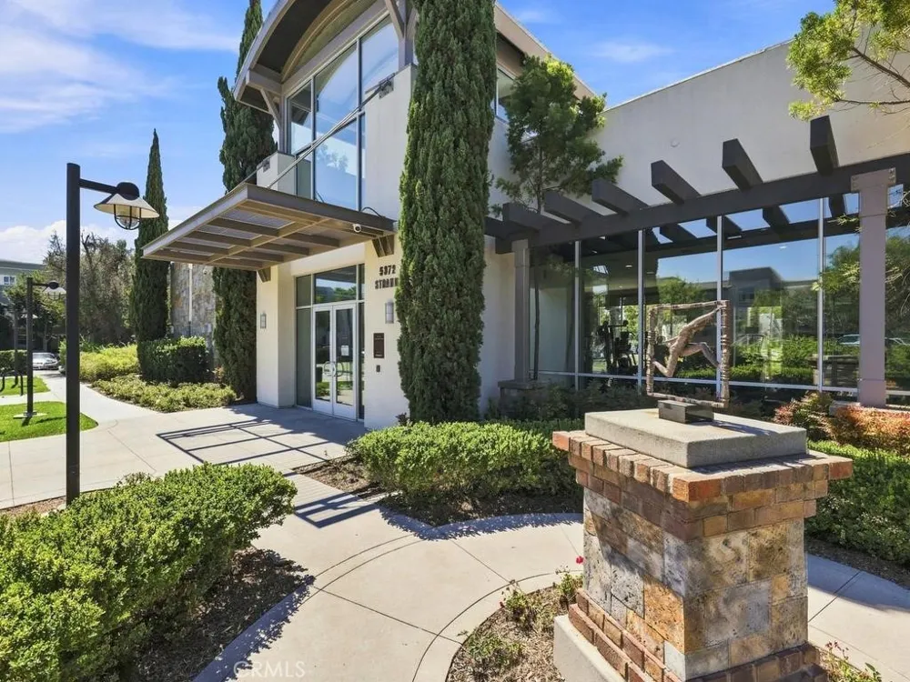 5440 Pacific Terrace #105 Hawthorne, CA 90250