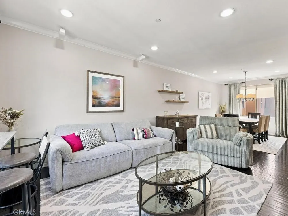 5440 Pacific Terrace #105 Hawthorne, CA 90250