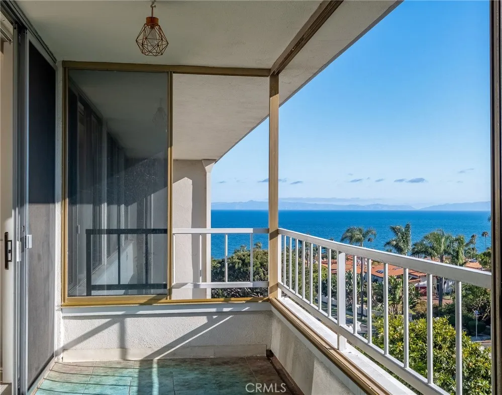 32614 Coastsite #305E Rancho Palos Verdes, CA 90275