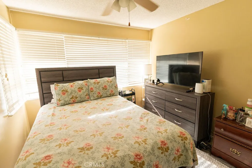 2419 Deerpark Fullerton, CA 92835