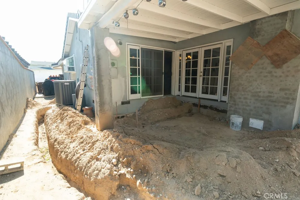 2419 Deerpark Fullerton, CA 92835