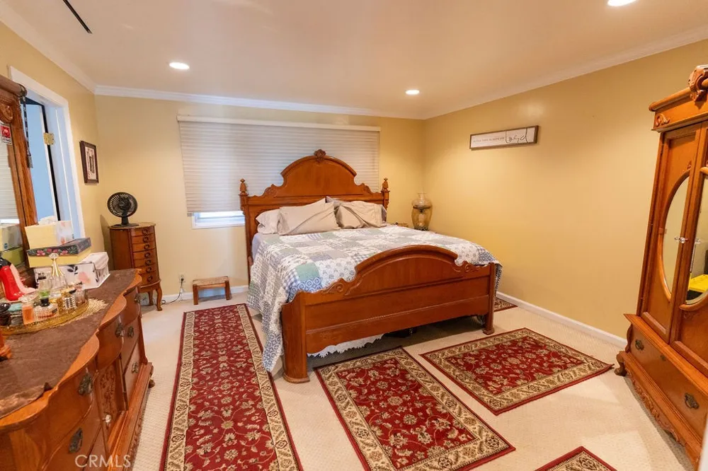 2419 Deerpark Fullerton, CA 92835