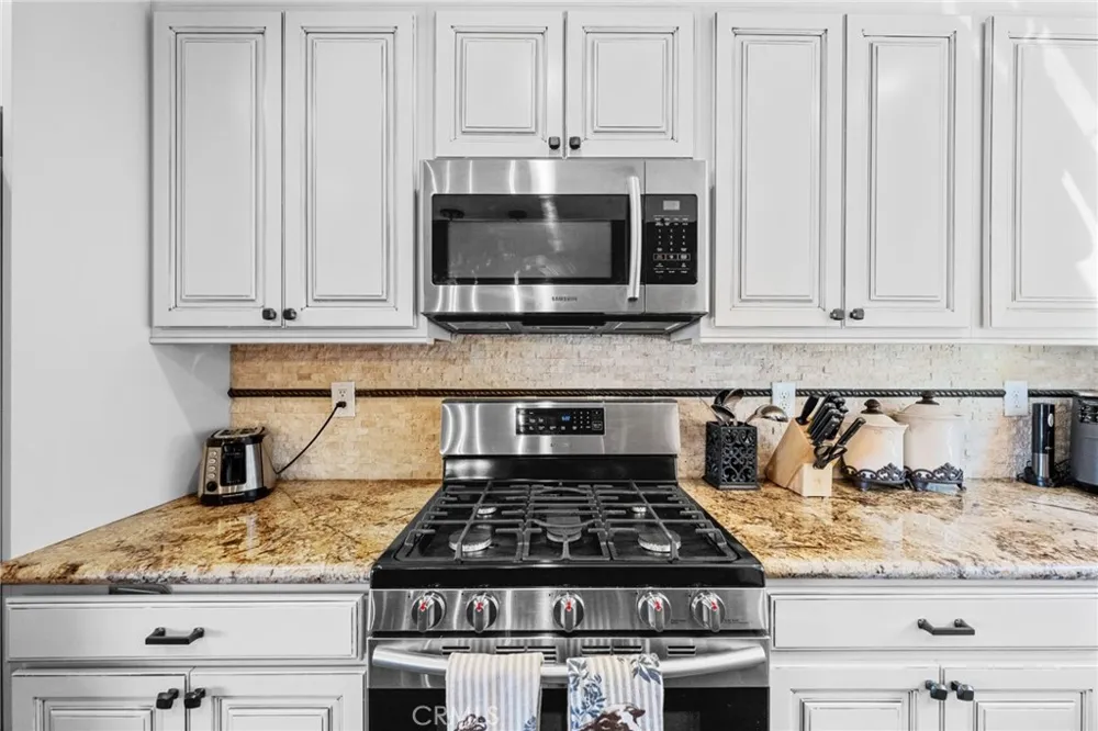 1430 Sequoia Lake Arrowhead, CA 92352