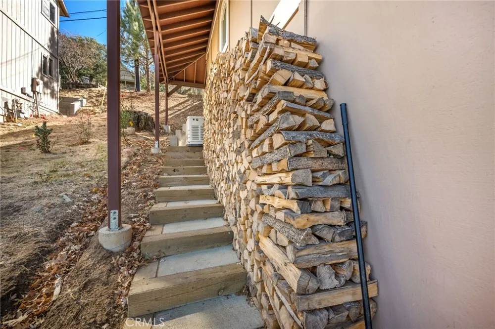 1430 Sequoia Lake Arrowhead, CA 92352