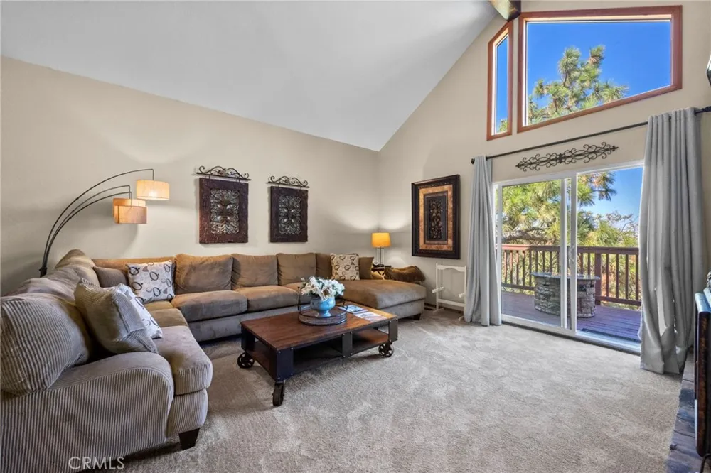 1430 Sequoia Lake Arrowhead, CA 92352