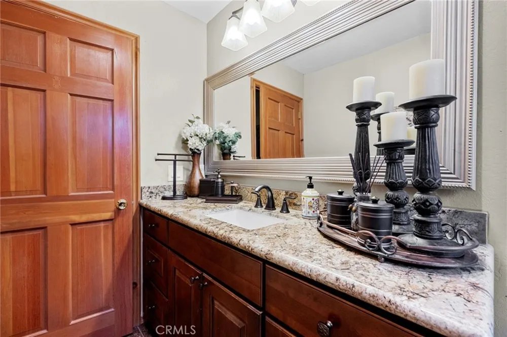 1430 Sequoia Lake Arrowhead, CA 92352