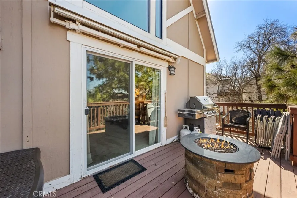 1430 Sequoia Lake Arrowhead, CA 92352