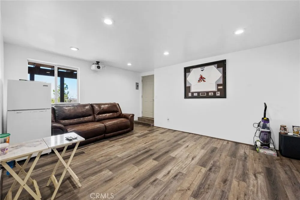 1430 Sequoia Lake Arrowhead, CA 92352