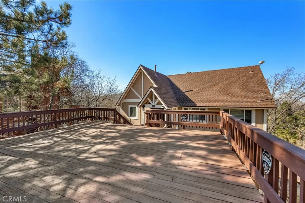1430 Sequoia Lake Arrowhead, CA 92352