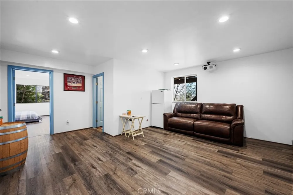 1430 Sequoia Lake Arrowhead, CA 92352