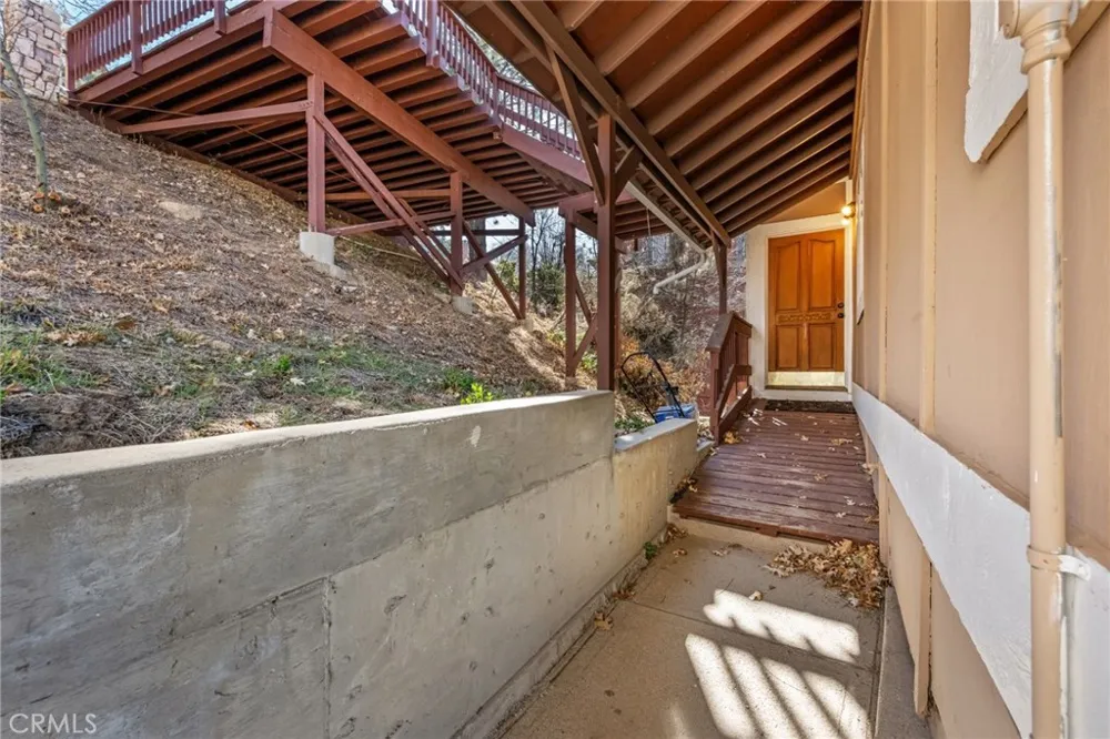 1430 Sequoia Lake Arrowhead, CA 92352