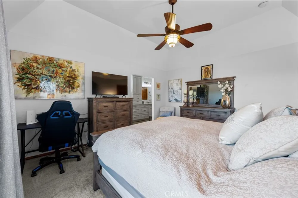 1430 Sequoia Lake Arrowhead, CA 92352