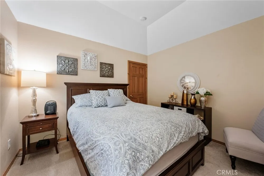 1430 Sequoia Lake Arrowhead, CA 92352
