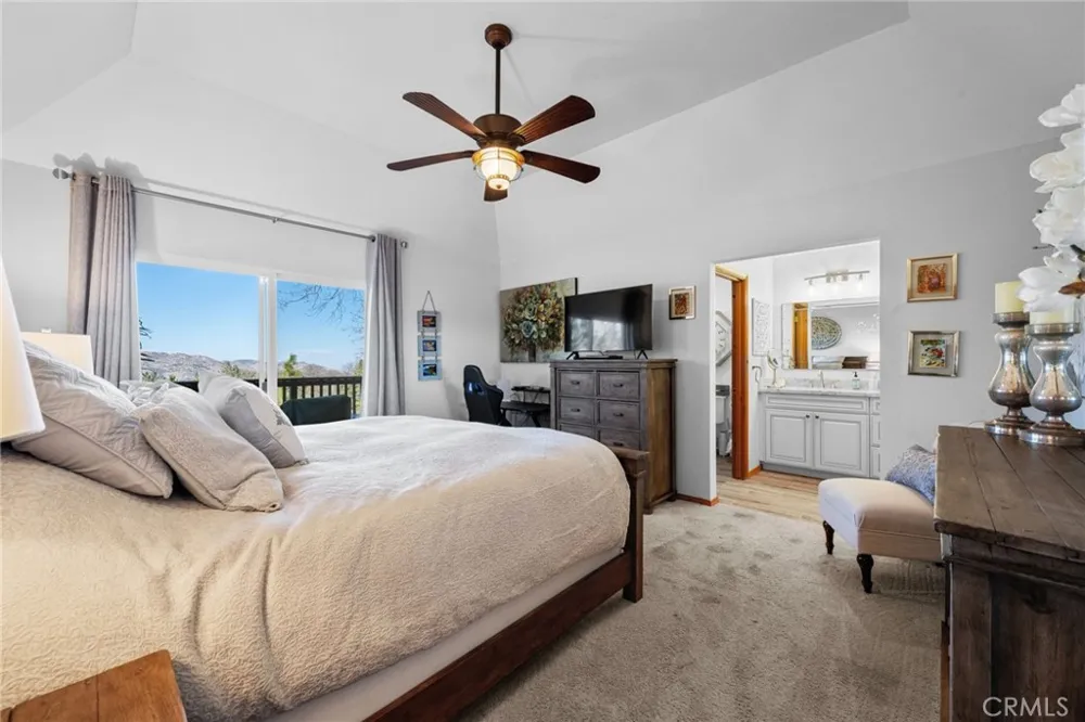 1430 Sequoia Lake Arrowhead, CA 92352