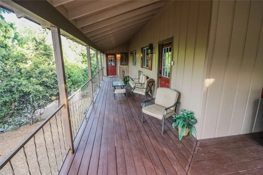 52854 Balsam Drive Oakhurst, CA 93644