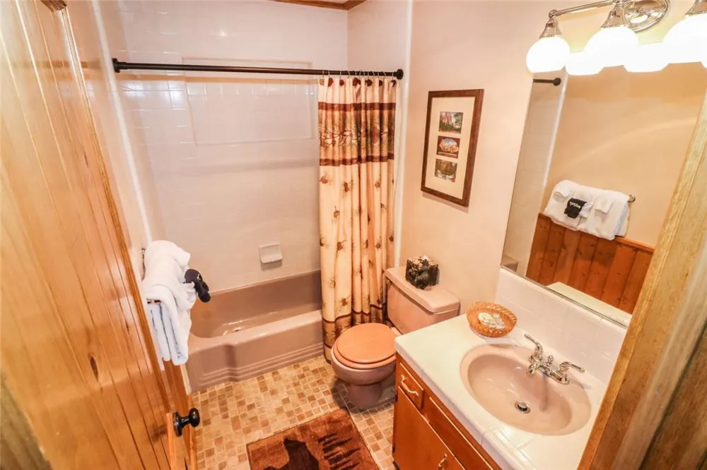 52854 Balsam Drive Oakhurst, CA 93644