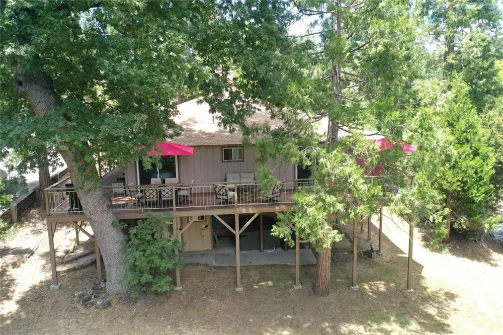 52854 Balsam Drive Oakhurst, CA 93644