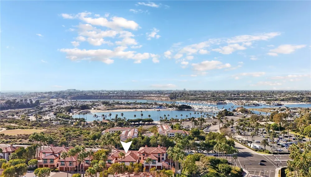 128 Villa Point Newport Beach, CA 92660