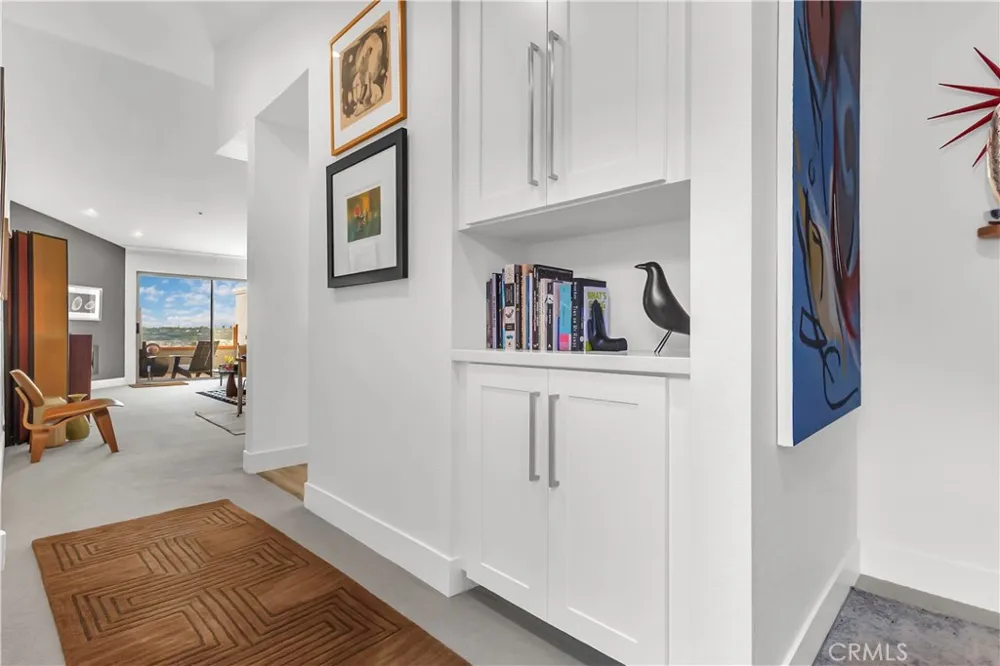128 Villa Point Newport Beach, CA 92660
