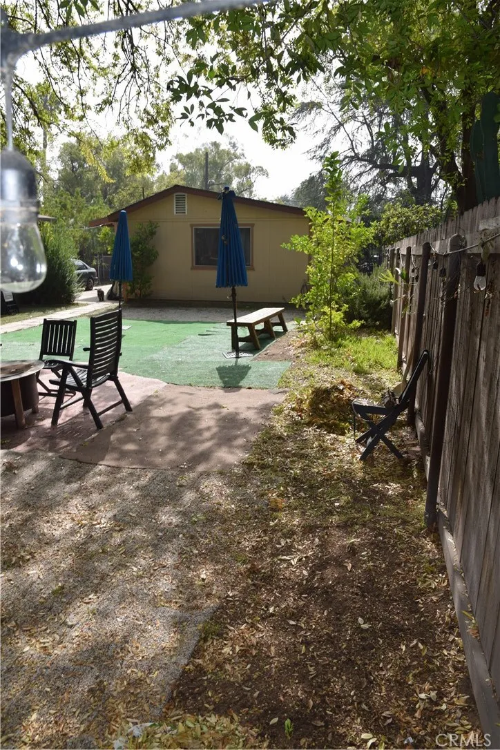 1247 E Topeka Pasadena, CA 91104
