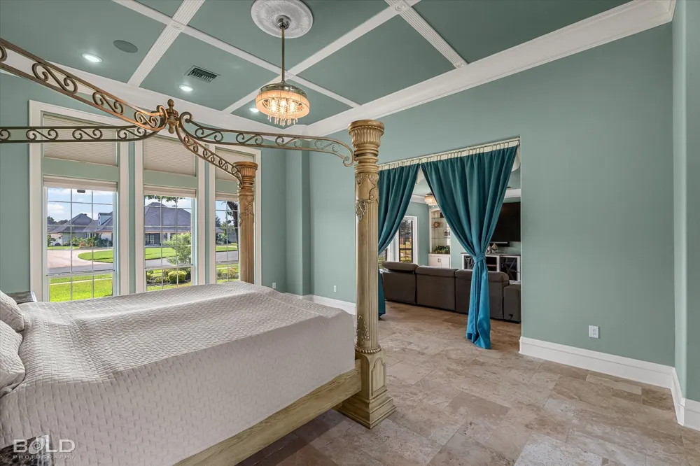 18 Dover Circle Bossier City, LA 71111