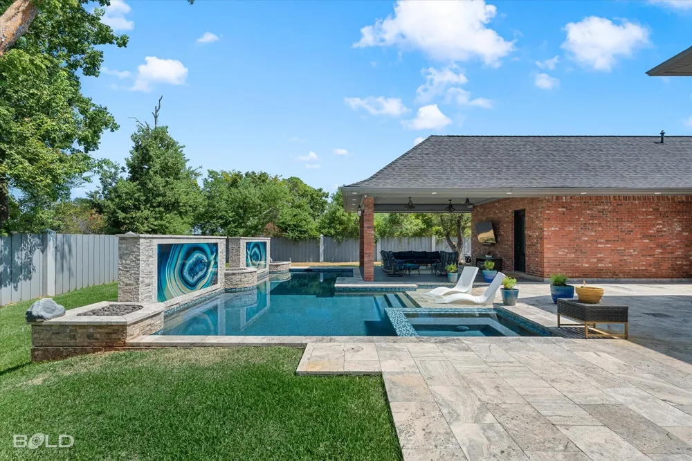 18 Dover Circle Bossier City, LA 71111