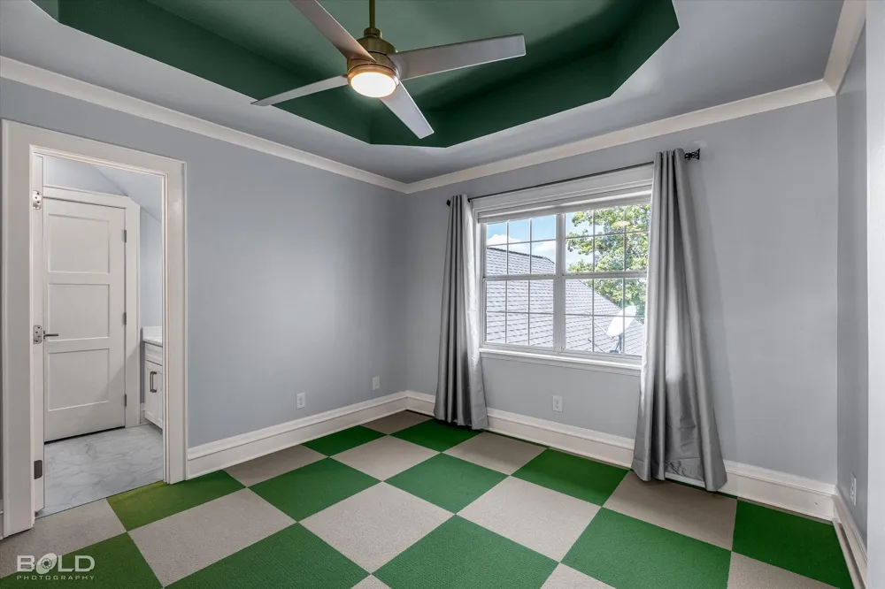 18 Dover Circle Bossier City, LA 71111