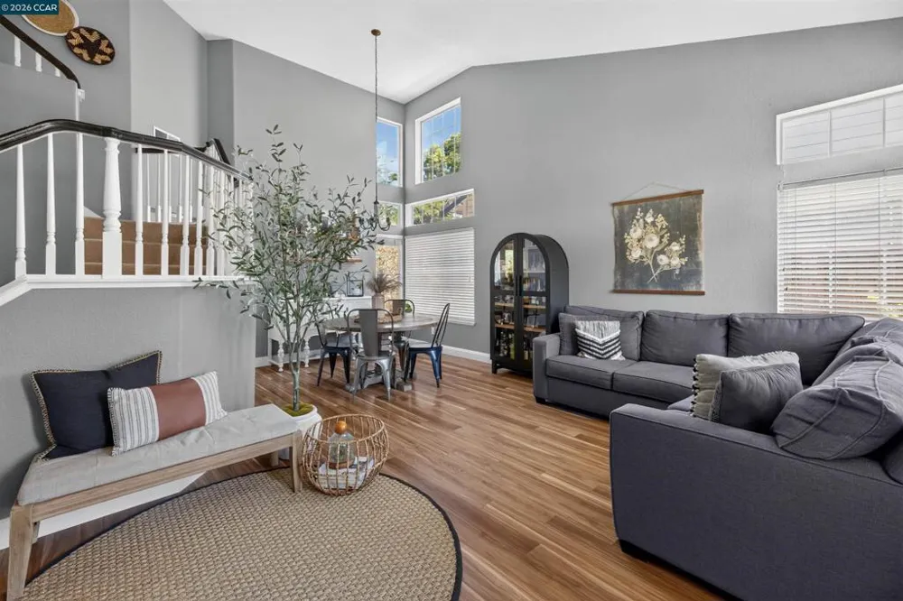 689 Summerwood Dr Brentwood, CA 94513