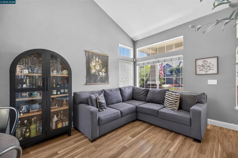 689 Summerwood Dr Brentwood, CA 94513