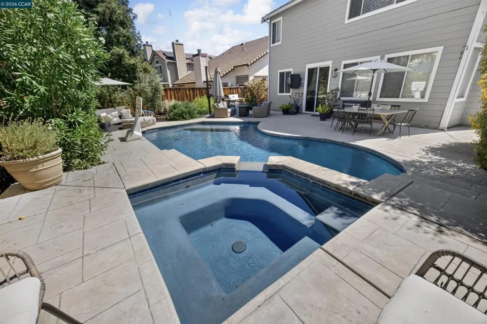 689 Summerwood Dr Brentwood, CA 94513