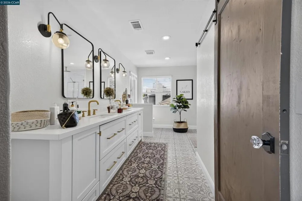689 Summerwood Dr Brentwood, CA 94513