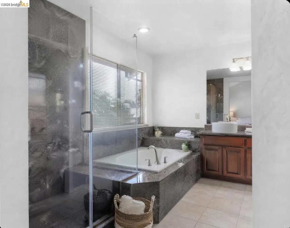 428 Brookside Ct Antioch, CA 94509