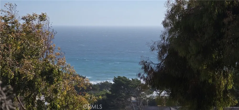 2541 Madison Cambria, CA 93428