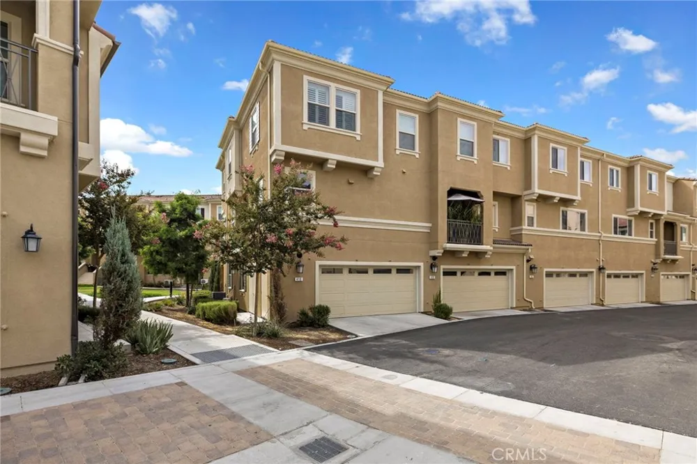410 Coyote Pass Lake Forest, CA 92610