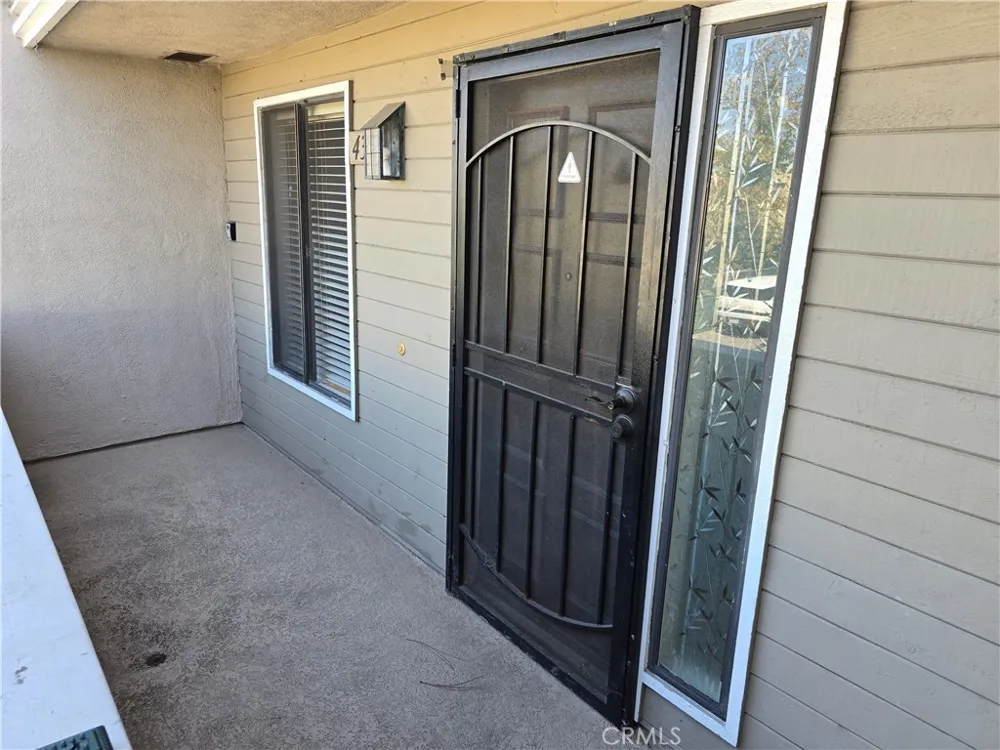 435 Bryson Springs #38 Costa Mesa, CA 92627