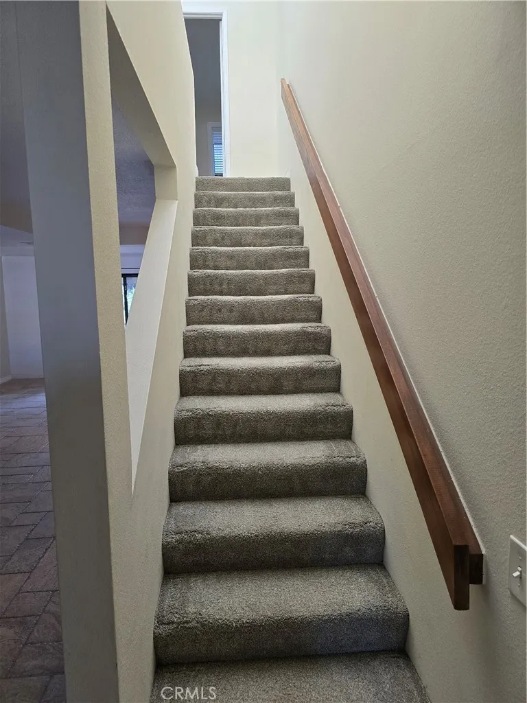 435 Bryson Springs #38 Costa Mesa, CA 92627