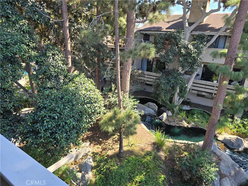 435 Bryson Springs #38 Costa Mesa, CA 92627