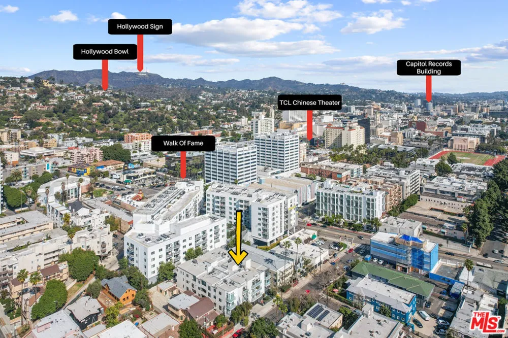 7133 Hawthorn Avenue #202 Los Angeles, CA 90046