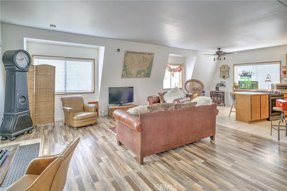 7260 La Porte Rackerby, CA 95972