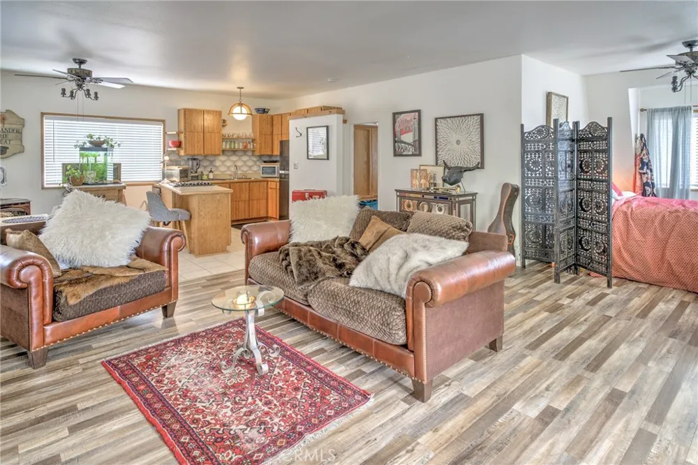 7260 La Porte Rackerby, CA 95972
