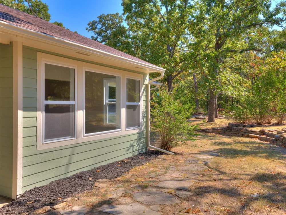6163 Wildwood Drive Sand Springs, OK 74063