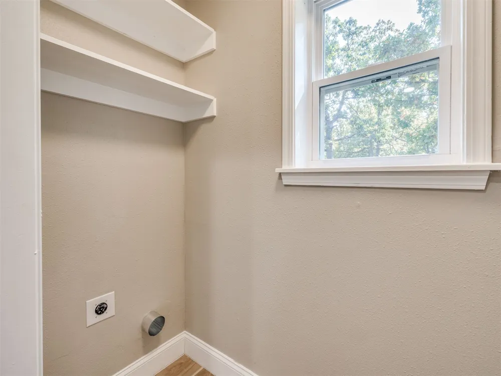 6163 Wildwood Drive Sand Springs, OK 74063
